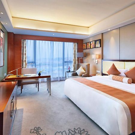 Guangzhou Changfeng Gloria Plaza Hotel Buitenkant foto