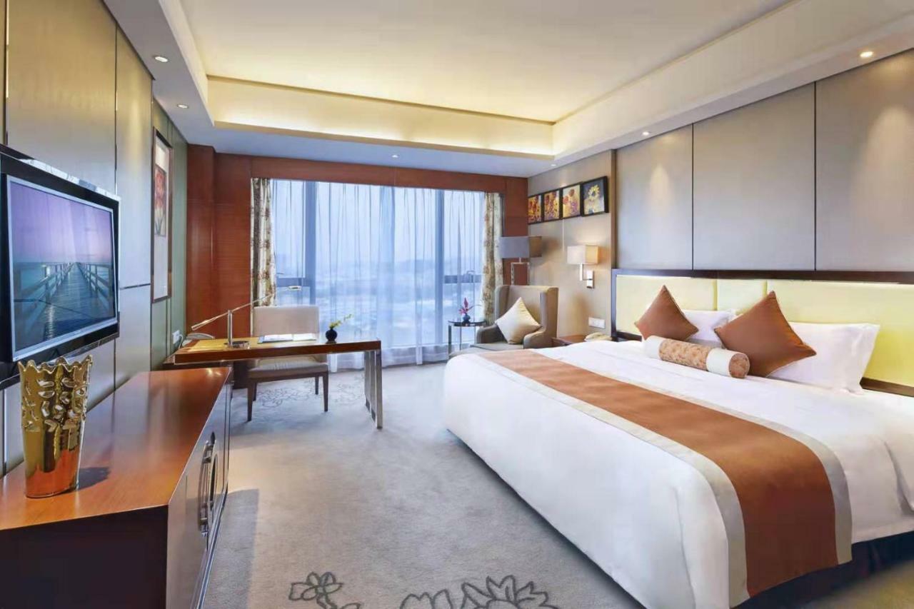 Guangzhou Changfeng Gloria Plaza Hotel Buitenkant foto